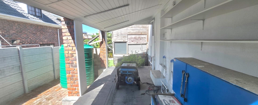 4 Bedroom Property for Sale in Kleinbaai Western Cape